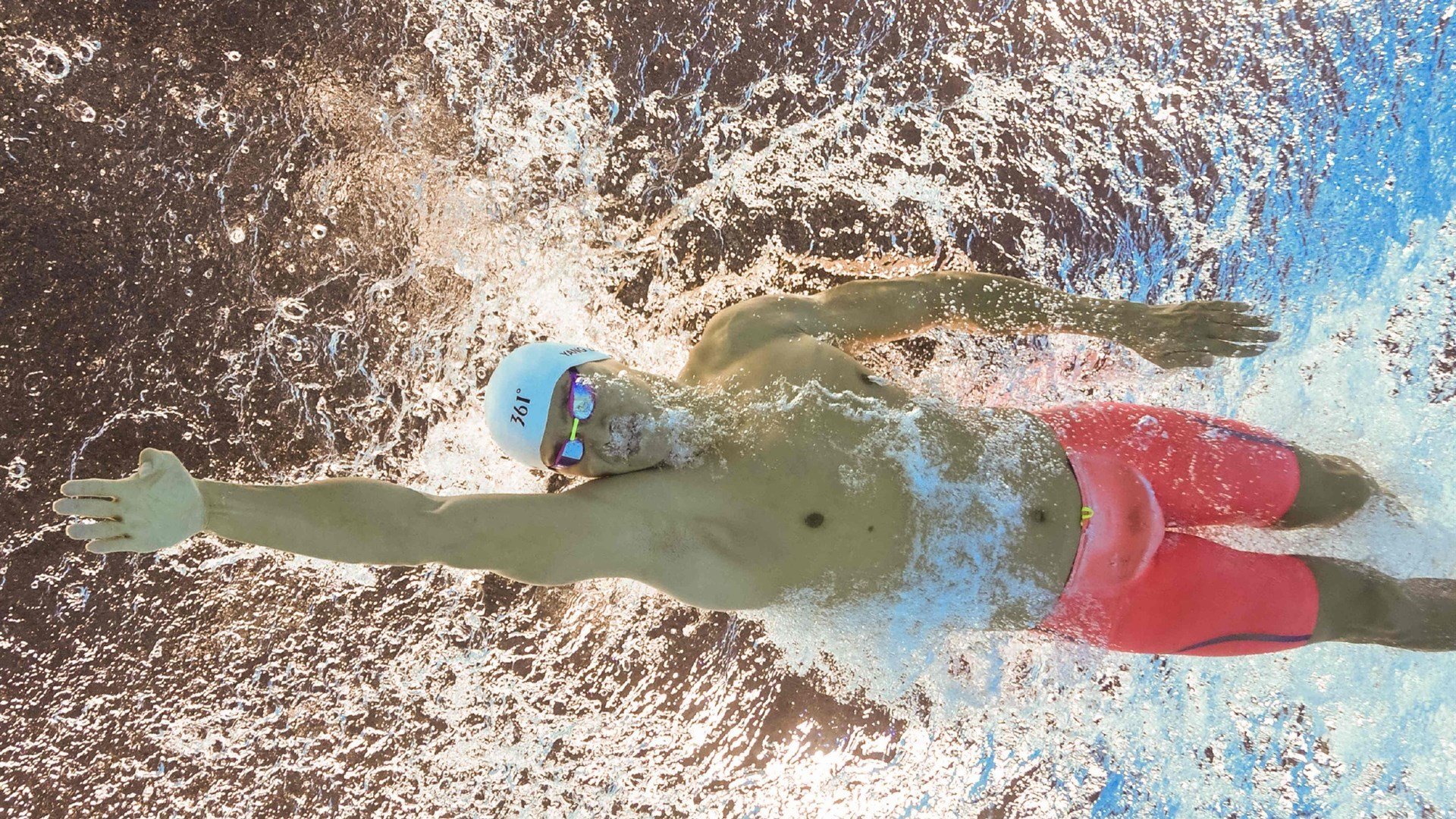 _国际铁人赛：耐力与毅力的终极考验_，国际铁人三项中包含什么运动